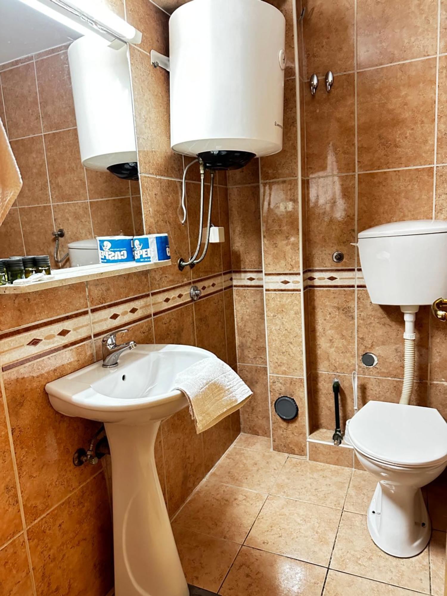 Central Hotel-Budva Extérieur photo
