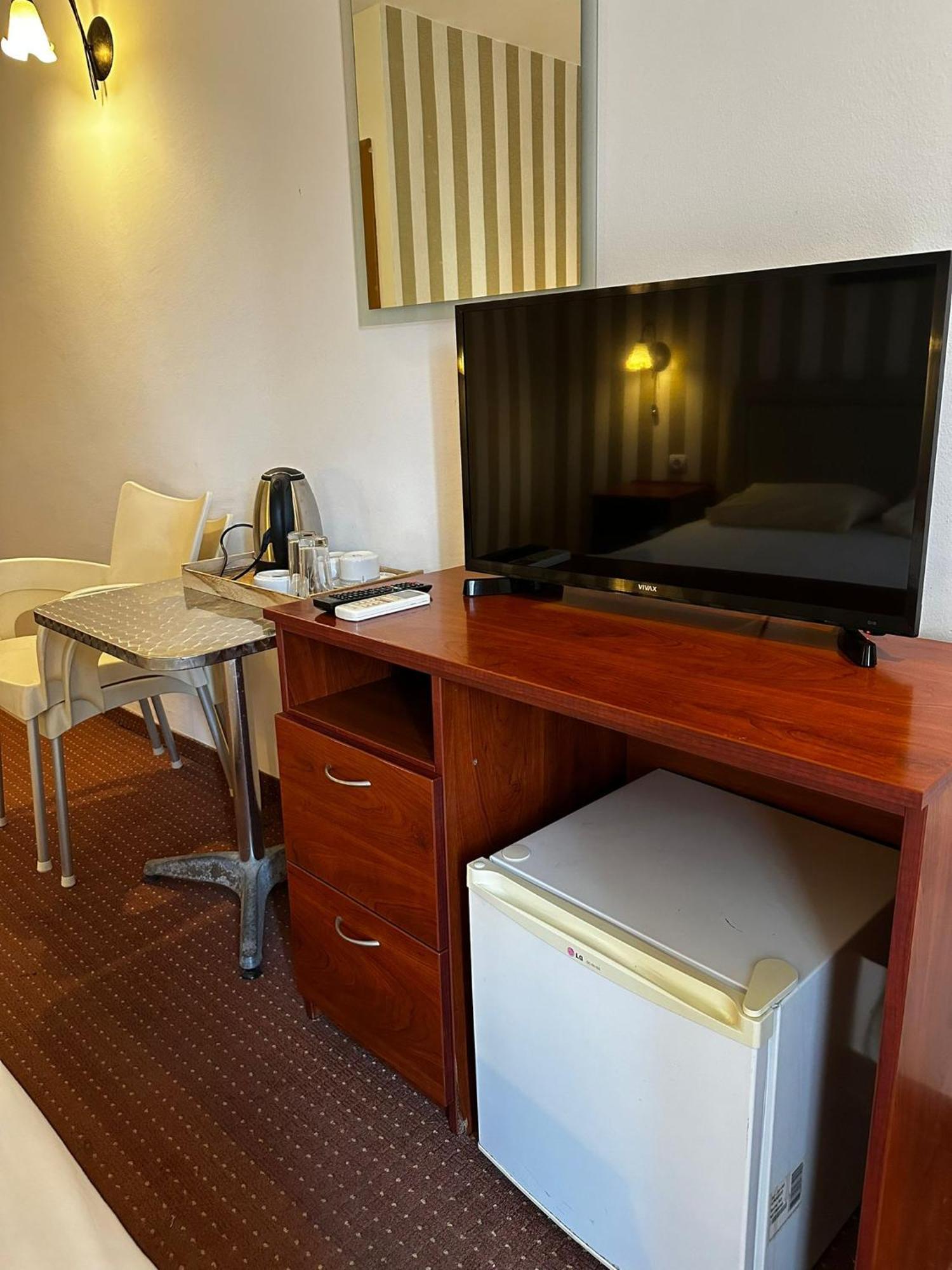 Central Hotel-Budva Extérieur photo